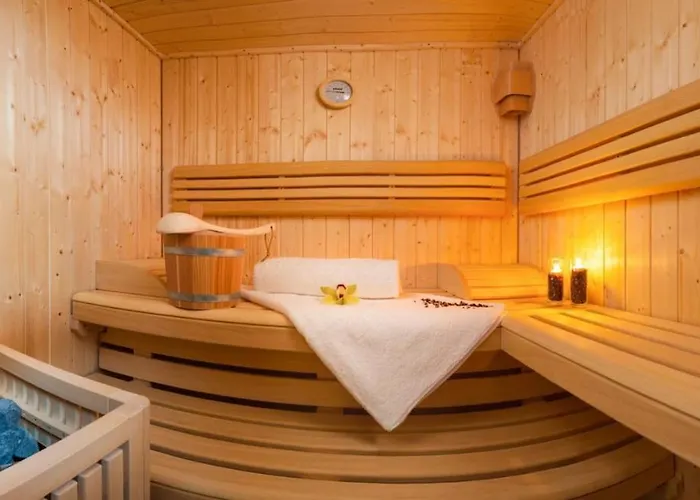 Luxury Beachfront 2 With Private Pool, Jacuzzi And Gym At The On Ciovo - Okrug Gornji *