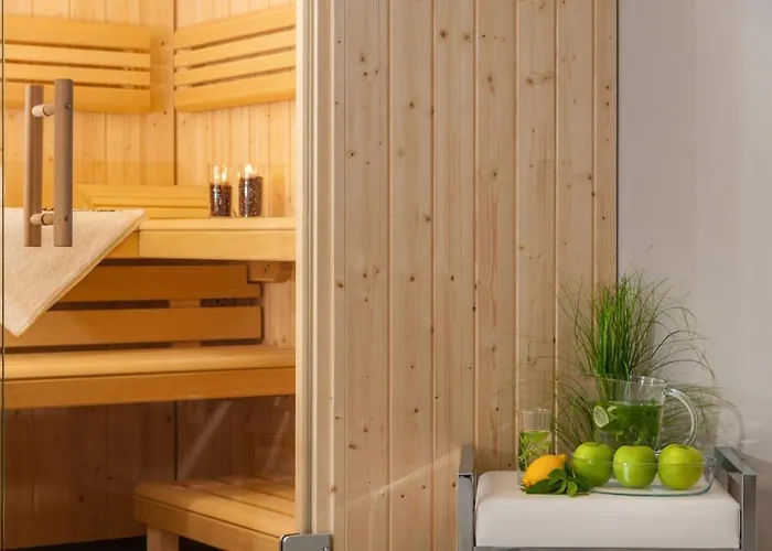 Luxury Beachfront 2 With Private Pool, Jacuzzi And Gym At The On Ciovo - Okrug Gornji