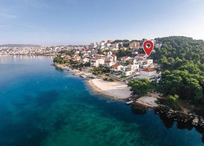 Luxury Beachfront 2 With Private Pool, Jacuzzi And Gym At The On Ciovo - Okrug Gornji Villa *