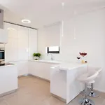 Luxury Beachfront Trogir: Private Pool & Gym On Ciovo *