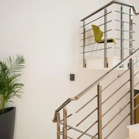 Luxury Beachfront 2 With Private Pool, Jacuzzi And Gym At The On Ciovo - Okrug Gornji *