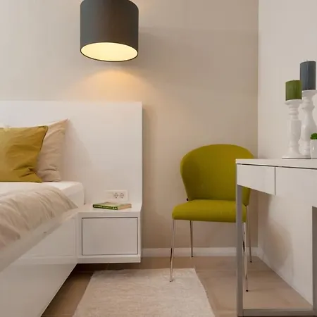 Luxury Beachfront 2 With Private Pool, Jacuzzi And Gym At The On Ciovo - Okrug Gornji *