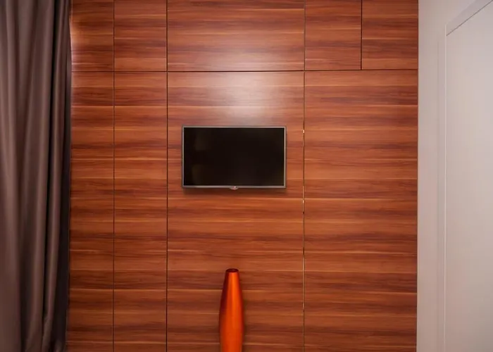 Luxury Beachfront 2 With Private Pool, Jacuzzi And Gym At The On Ciovo - Okrug Gornji Villa Trogir