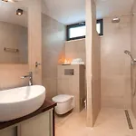 Luxury Beachfront Villa Trogir 2 with private pool, jacuzzi&gym at the beach on Ciovo - Okrug Gornji Vila