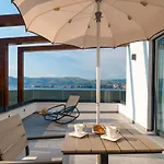 Luxury Beachfront Villa Trogir 2 with private pool, jacuzzi&gym at the beach on Ciovo - Okrug Gornji Vila