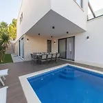 Luxury Beachfront Villa Trogir 2 with private pool, jacuzzi&gym at the beach on Ciovo - Okrug Gornji Trogir