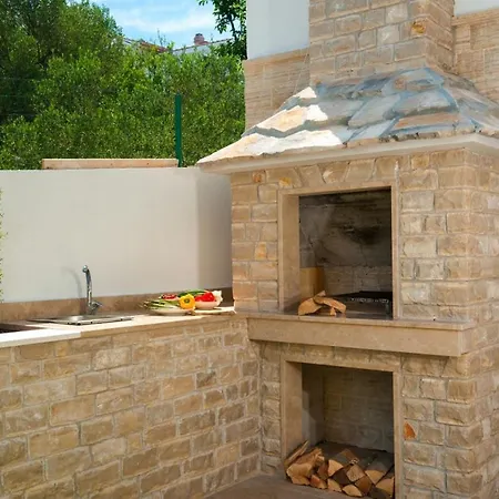 Luxury Beachfront Villa Trogir 2 with private pool, jacuzzi&gym at the beach on Ciovo - Okrug Gornji Trogir